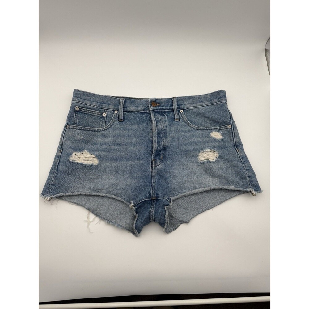 Madewell Relaxed Denim Jean Shorts Womens 32 Light Wash Distressed Raw Hem EUC